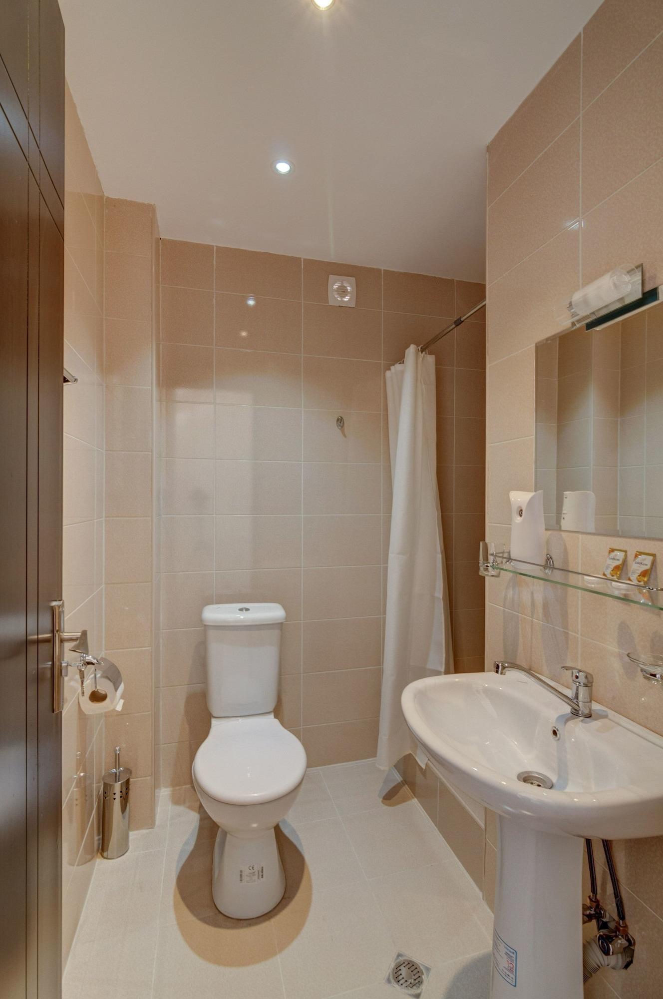 Liva Hotel Tbilisi Buitenkant foto