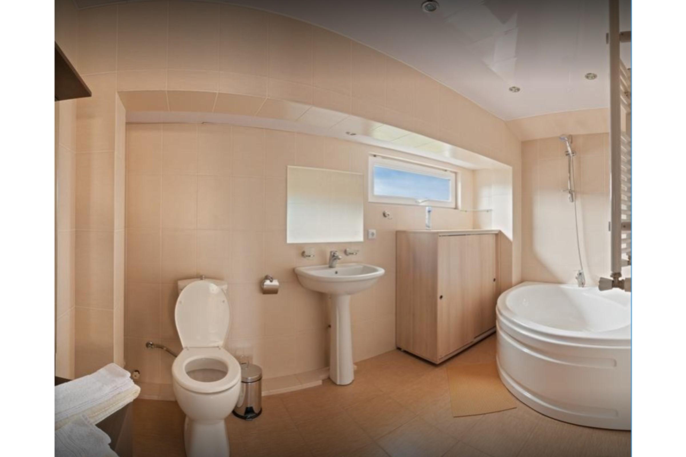 Liva Hotel Tbilisi Buitenkant foto