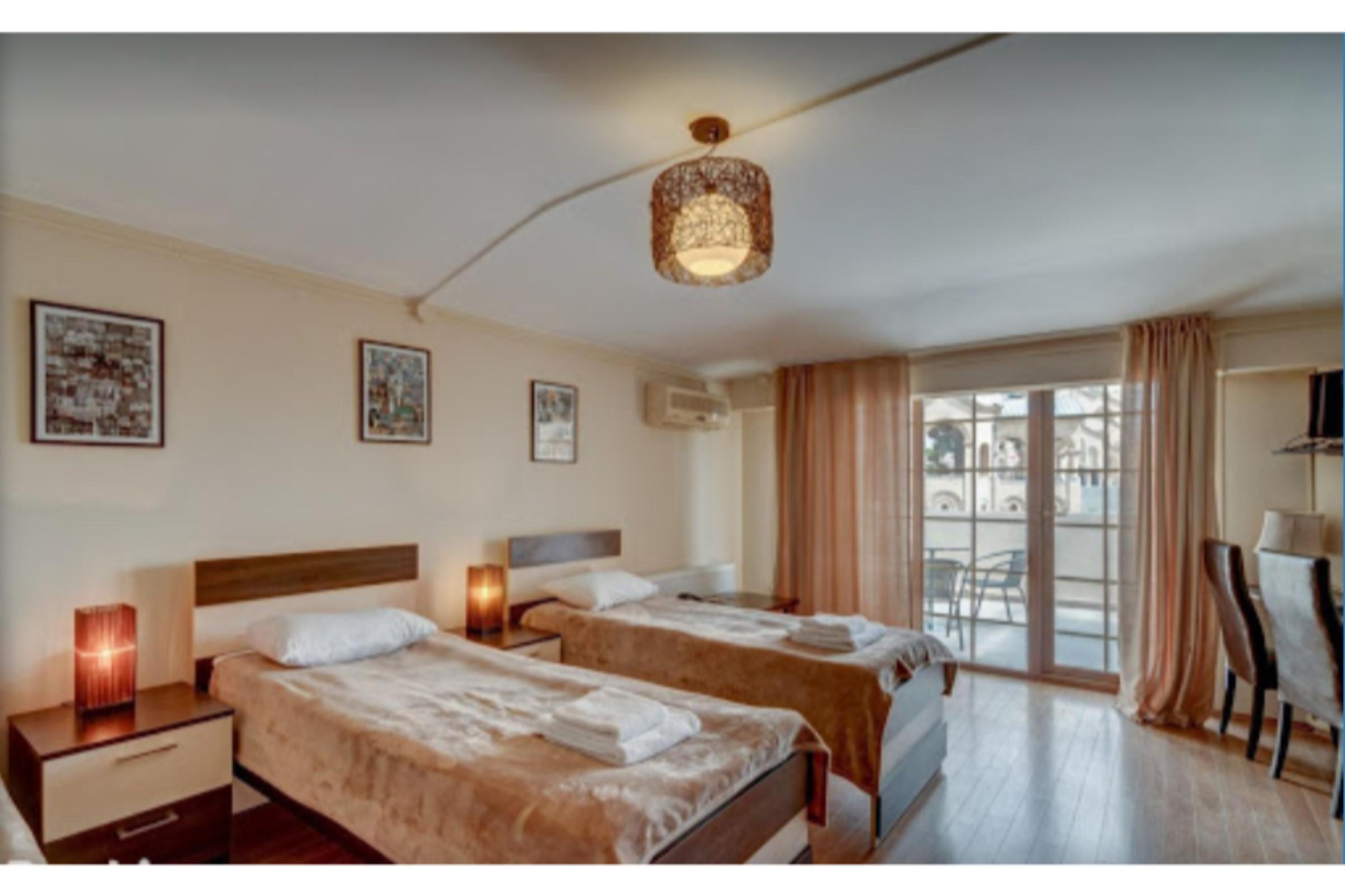 Liva Hotel Tbilisi Buitenkant foto