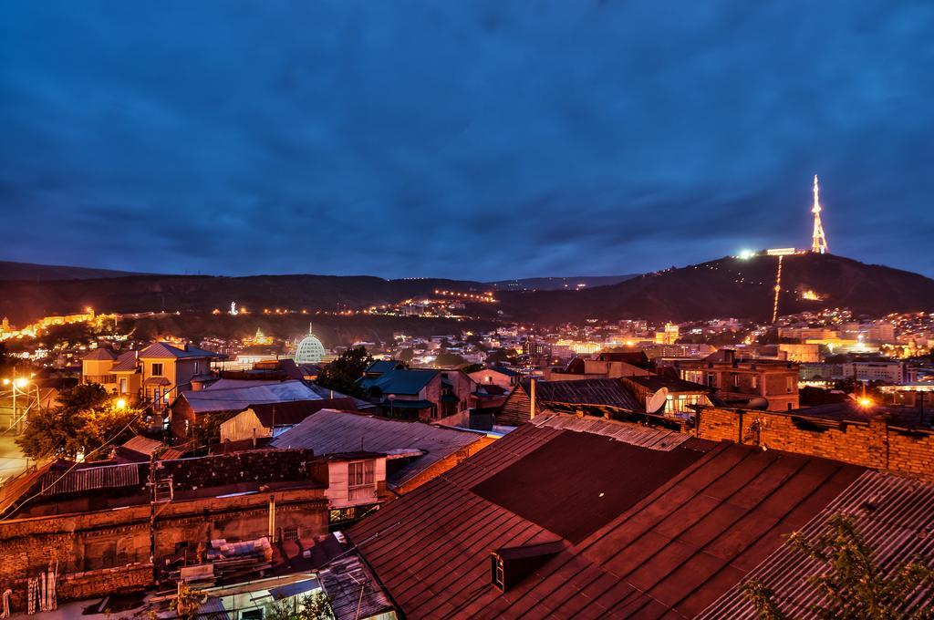 Liva Hotel Tbilisi Buitenkant foto