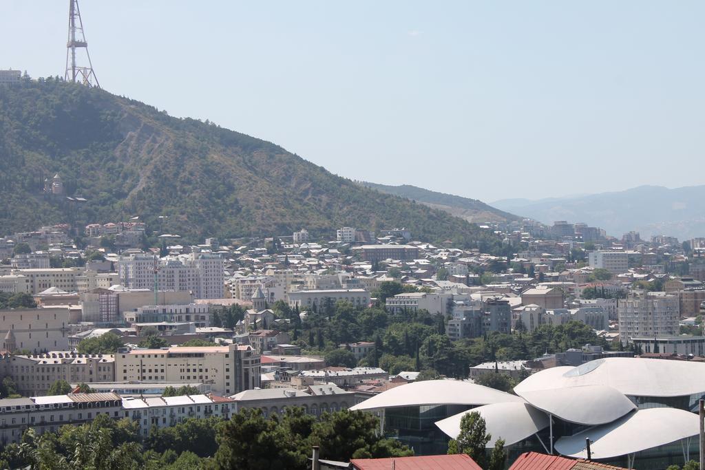 Liva Hotel Tbilisi Buitenkant foto
